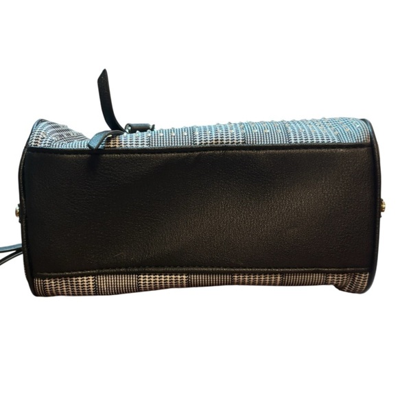 Madden NYC Women's handbag no crossbody strap - Picture 3 of 14